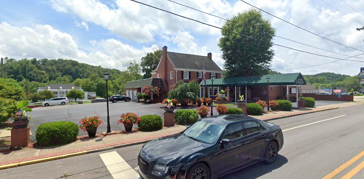 Sparks Funeral Home gallery image 1